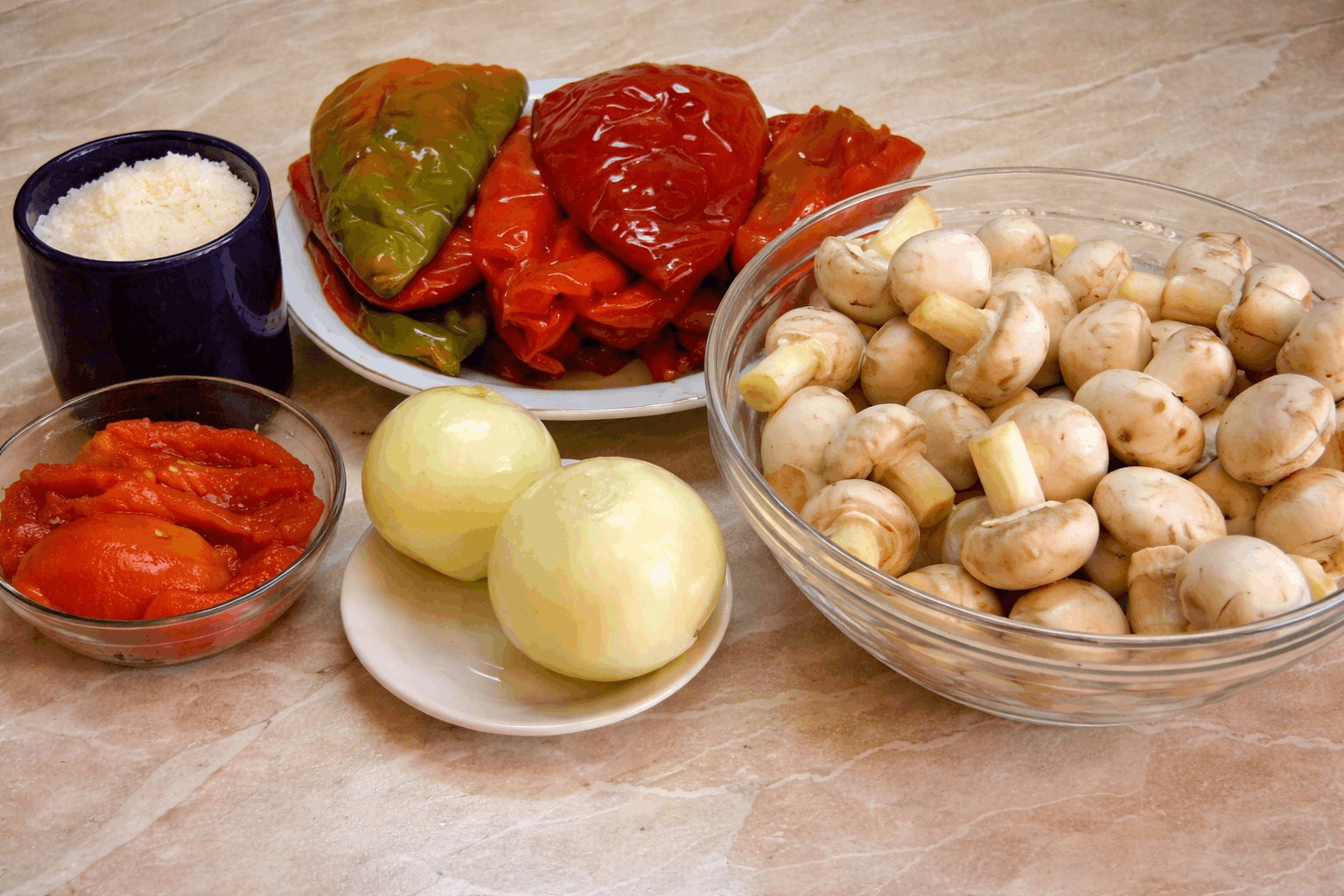 ЧУШКИ ПЪЛНЕНИ С ГЪБИ -Стъпка-3875